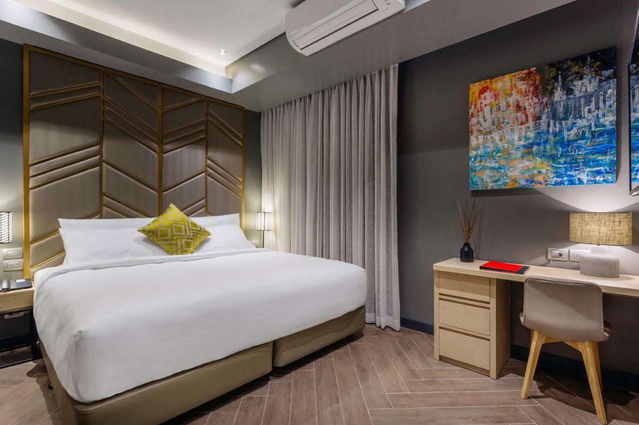 Summit Hotel Greenhills Quezon City Exterior photo