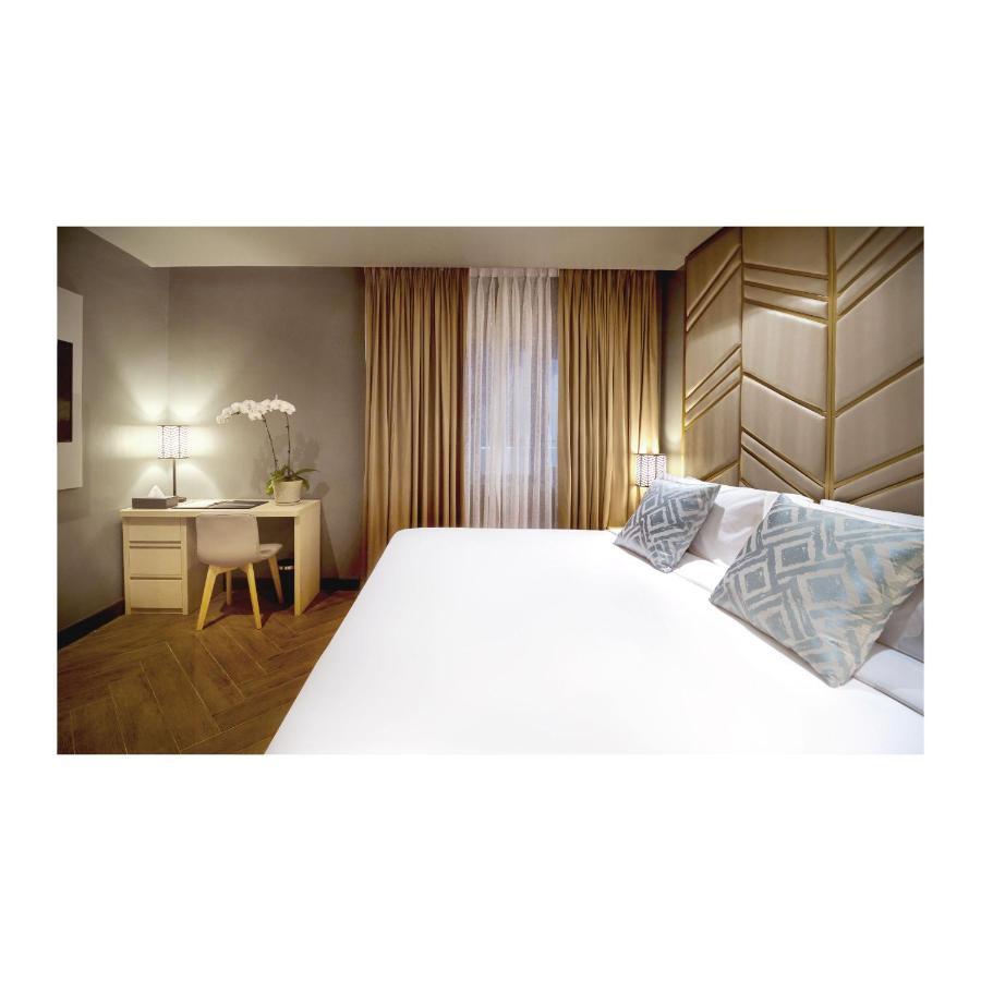 Summit Hotel Greenhills Quezon City Exterior photo