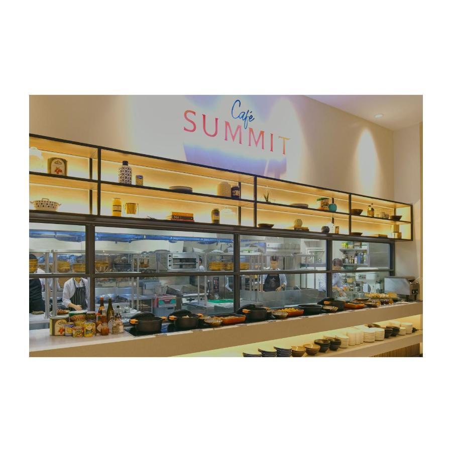 Summit Hotel Greenhills Quezon City Exterior photo