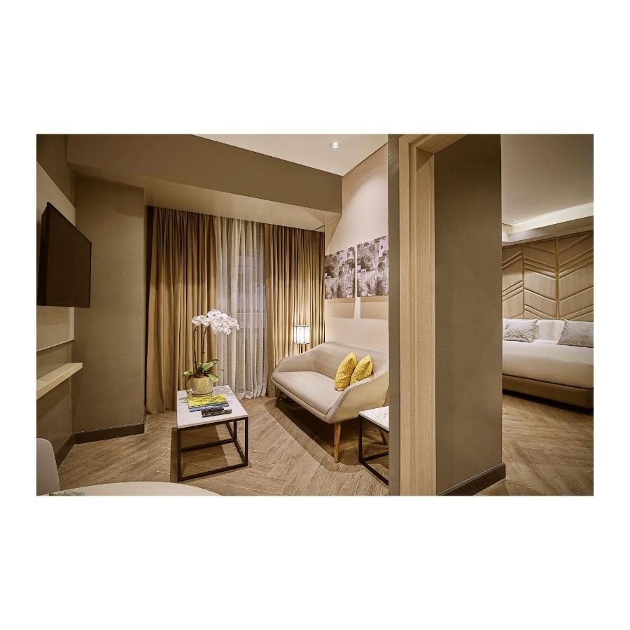 Summit Hotel Greenhills Quezon City Exterior photo