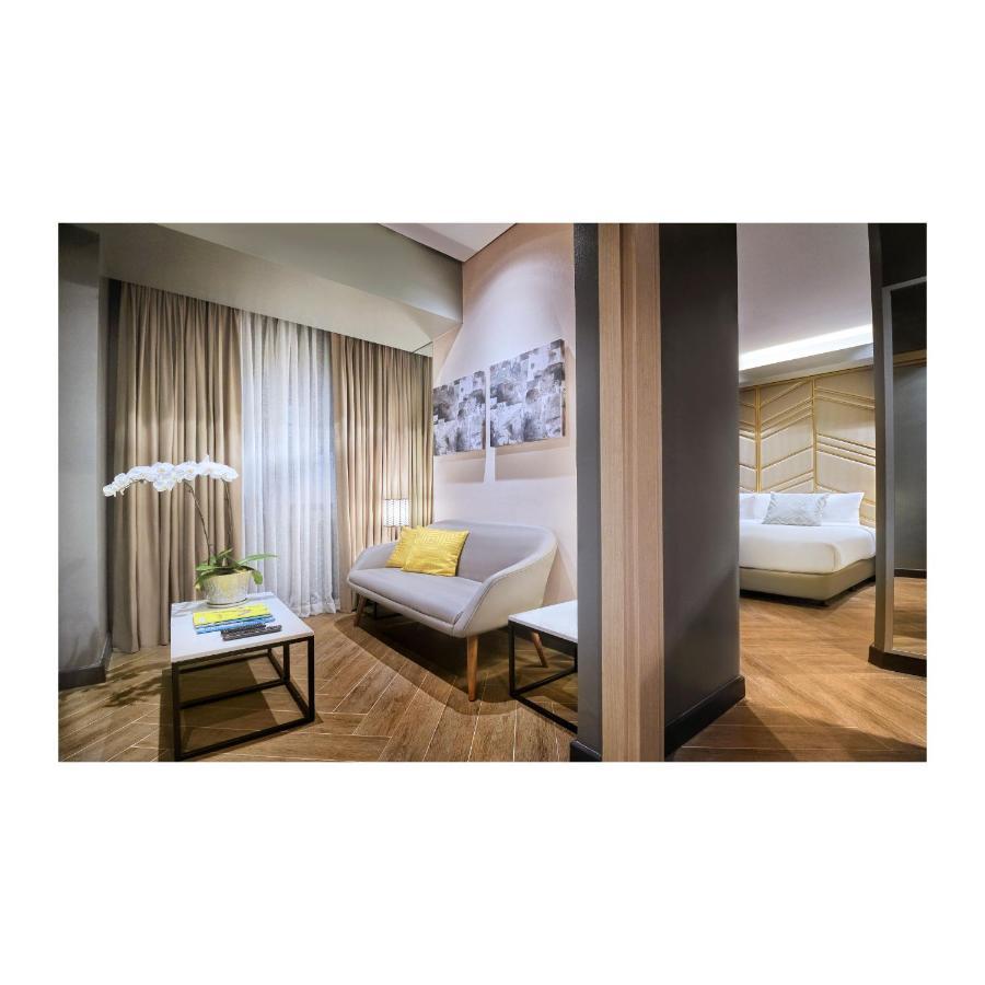 Summit Hotel Greenhills Quezon City Exterior photo